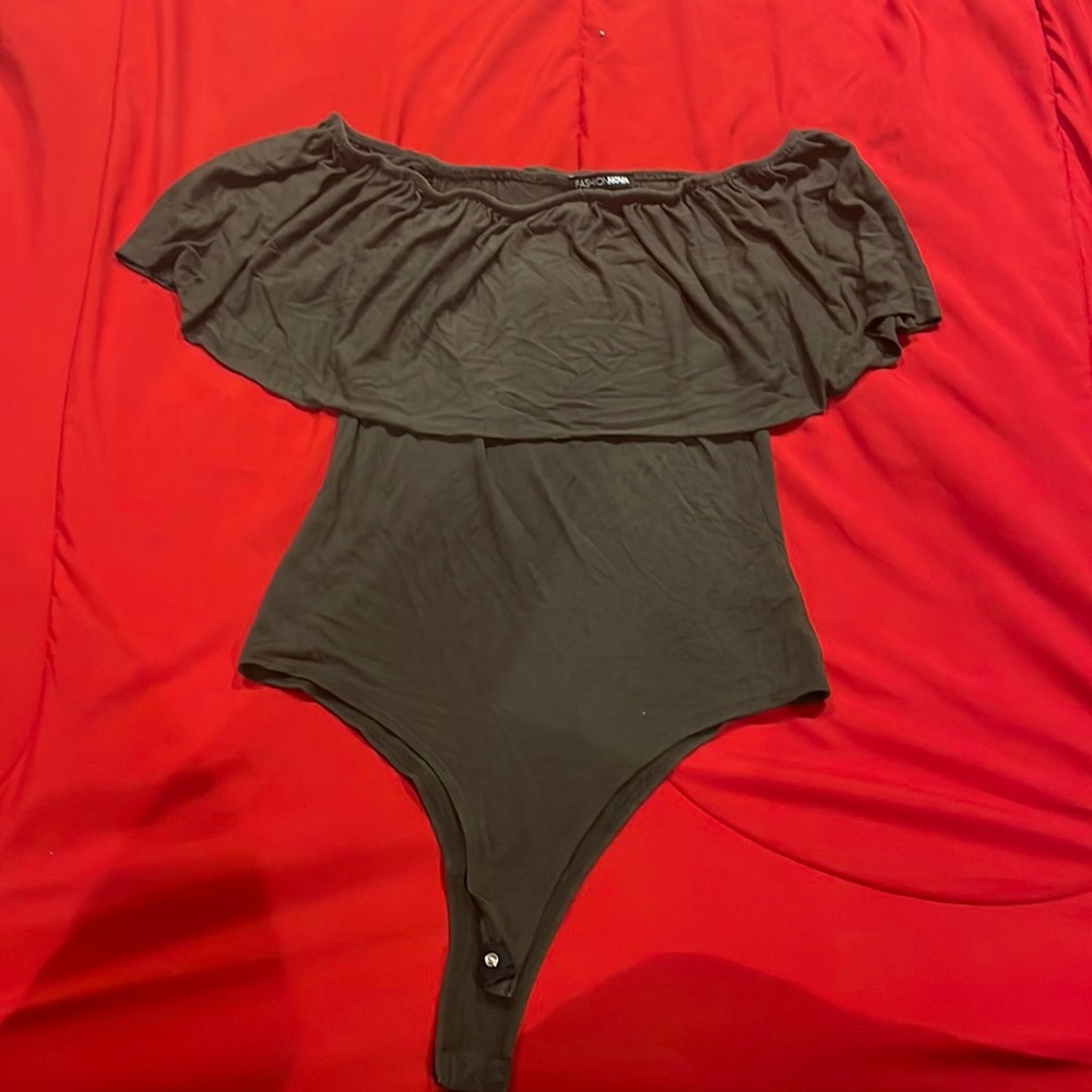 FASHION NOVA BODYSUIT